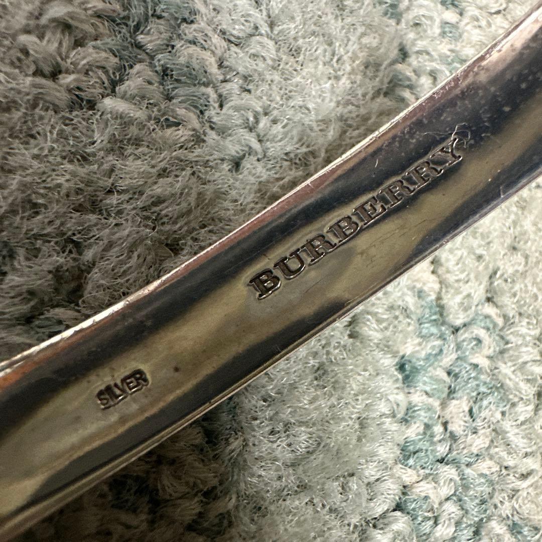 バーバリー シルバーバングル ブレスレット