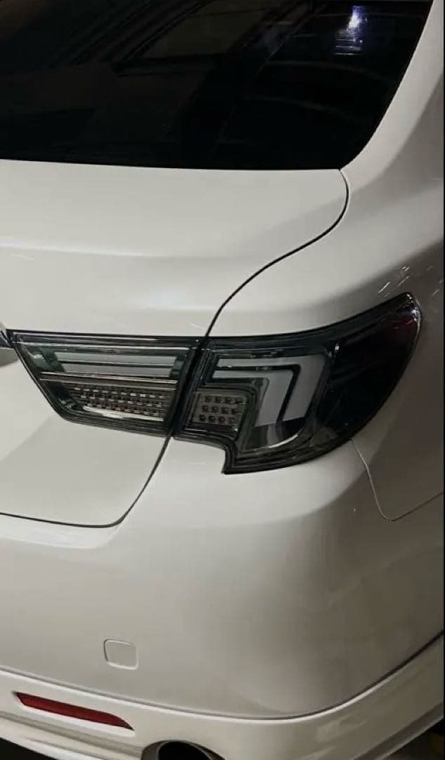 BRASHトヨタ GRX130 マークX 中後期型 逆L字テールランプ