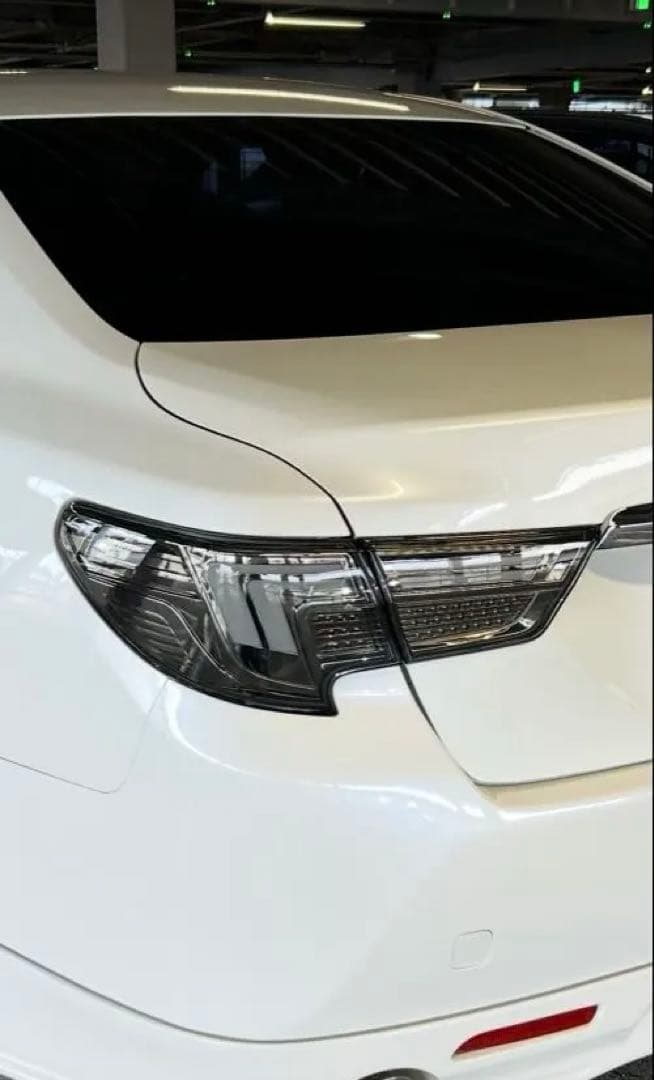 BRASHトヨタ GRX130 マークX 中後期型 逆L字テールランプ