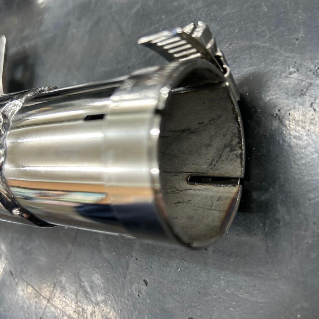 t*4様 SR400 ワンオフ ステンレス鏡面ベリーショートスラッシュカットマフ