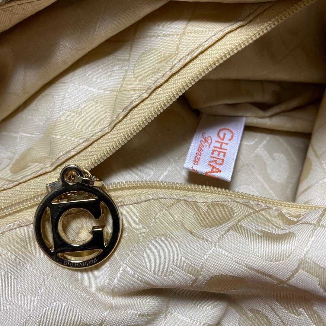 みこちゃん様 ゲラルディーニ ソフティ トートバッグ 肩掛け可能 A4可