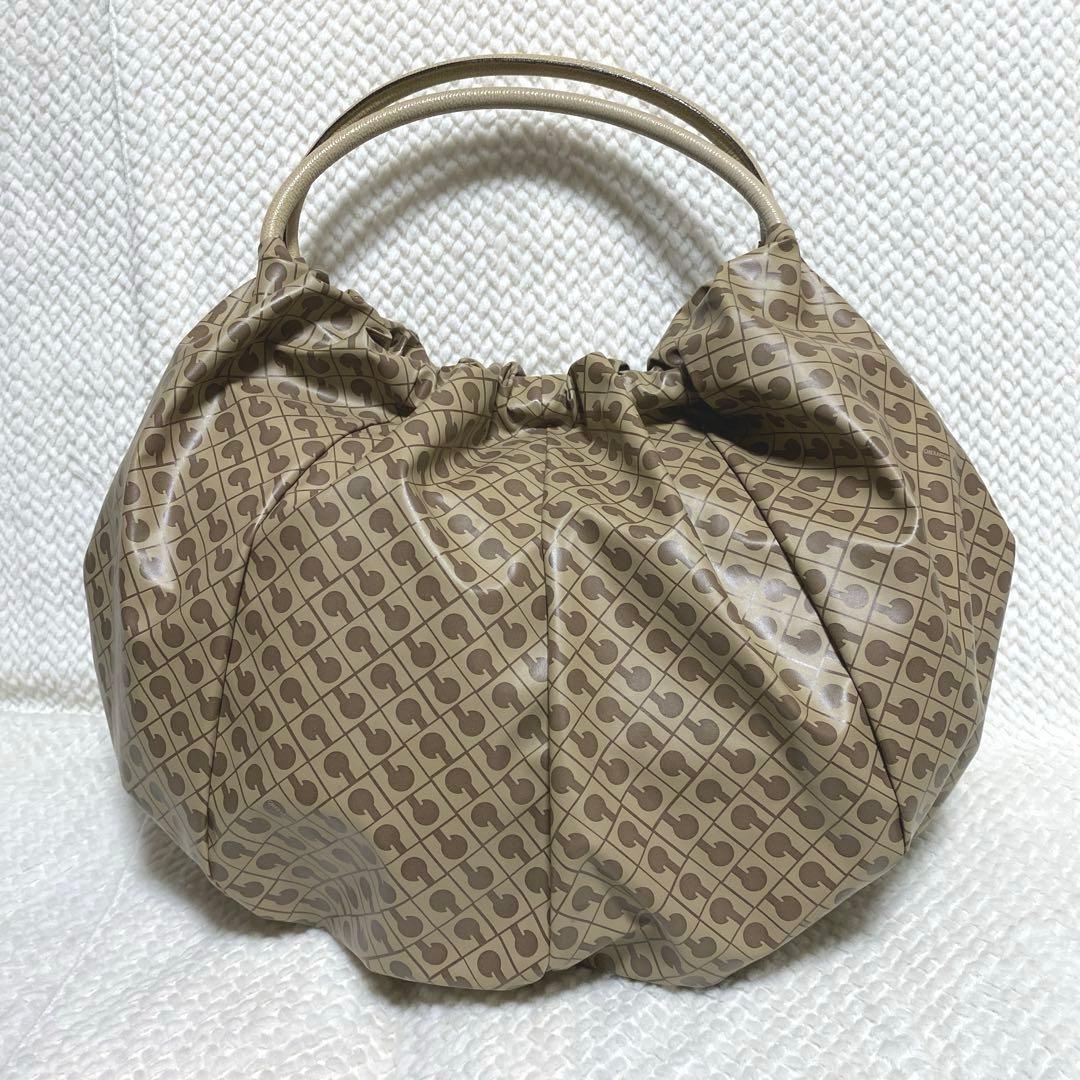 みこちゃん様 ゲラルディーニ ソフティ トートバッグ 肩掛け可能 A4可