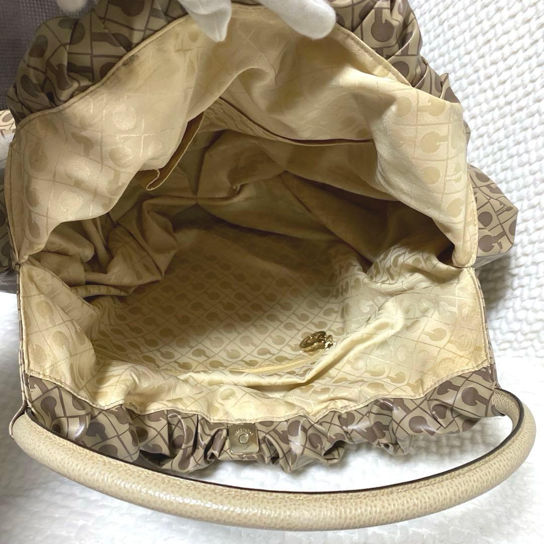 みこちゃん様 ゲラルディーニ ソフティ トートバッグ 肩掛け可能 A4可