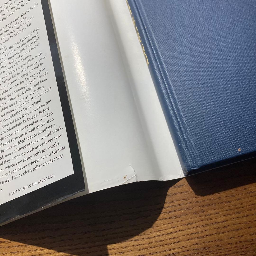 洋書 Roller Coasters Flumes and Flying Saucer