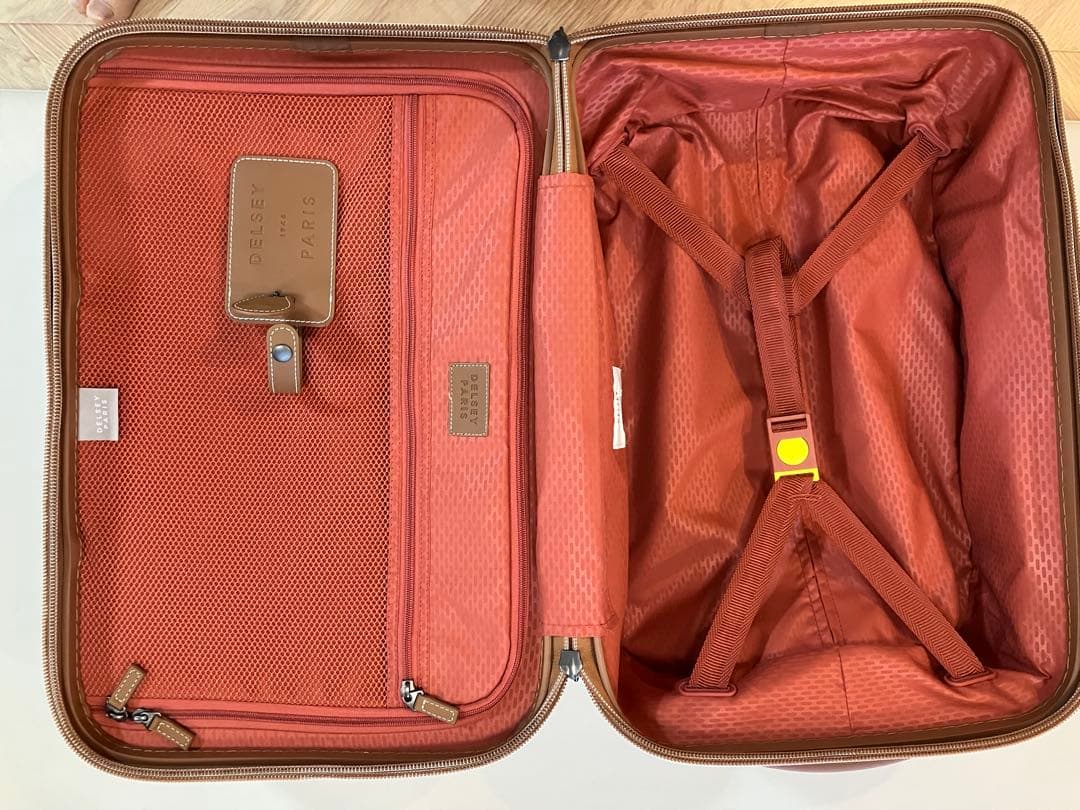 デルセー DELSEY スーツケース