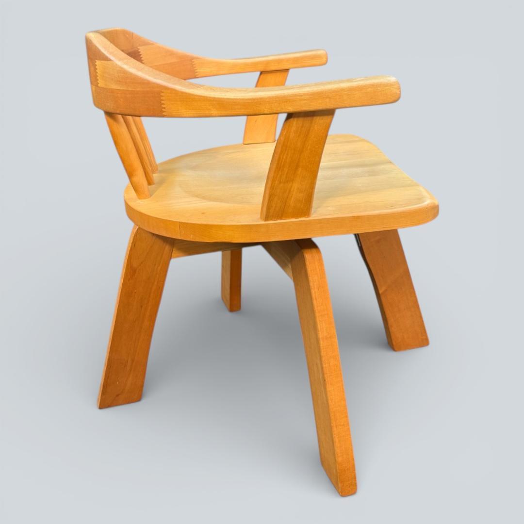 【最終価格】大川家具 回転ダイニングチェア 肘付 幅58cm 天然木 送料込②