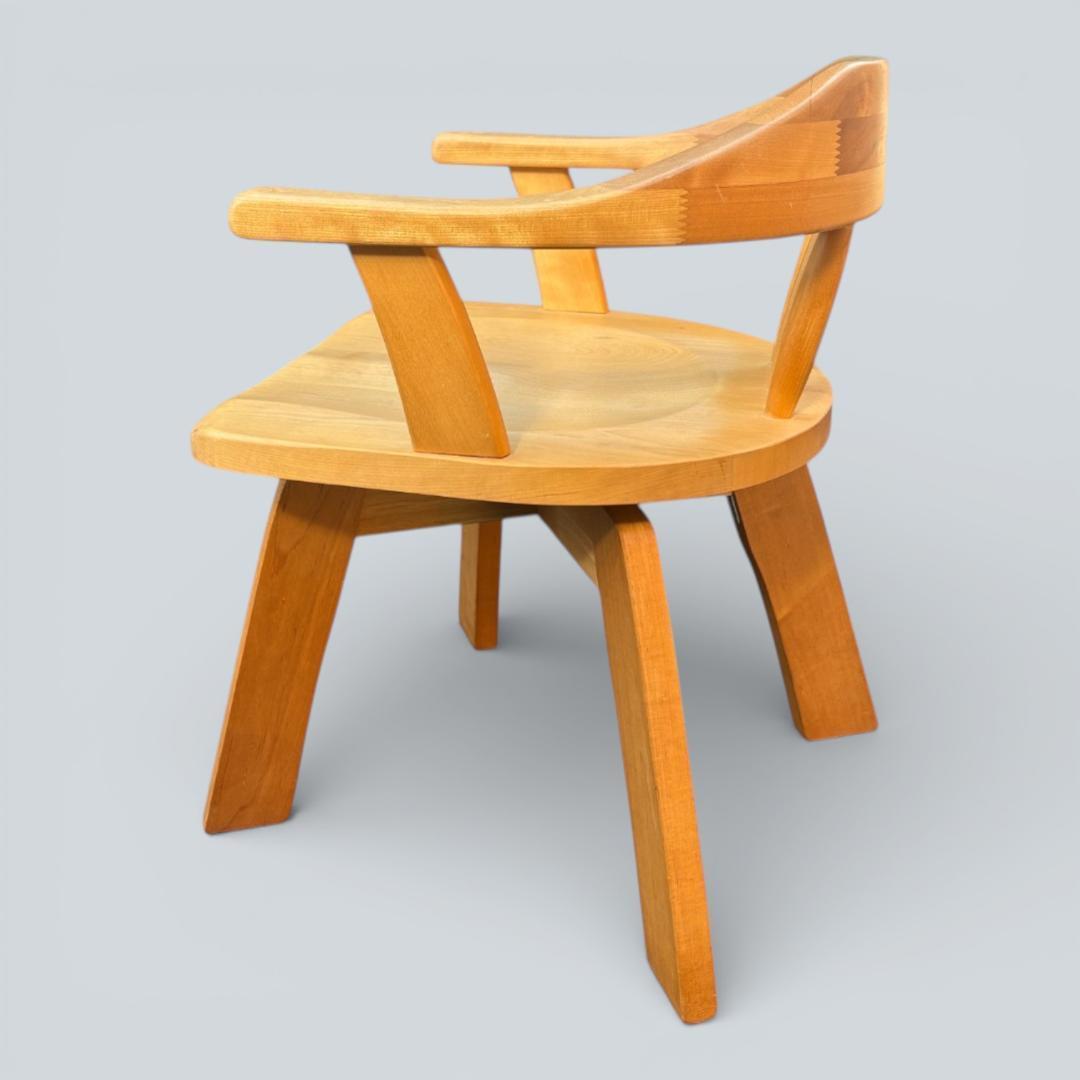 【最終価格】大川家具 回転ダイニングチェア 肘付 幅58cm 天然木 送料込②