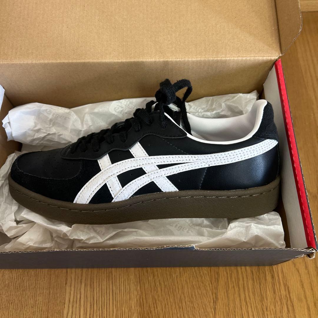 Onitsuka Tiger スニーカー ブラック/ホワイト 値下げしました。