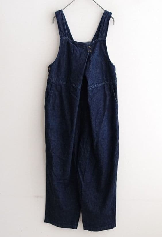 ネストローブ♡フロントホックデニムサロペット