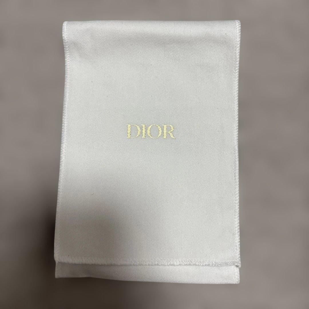 Christian Dior iphone15 ケース カナージュ チャーム付き