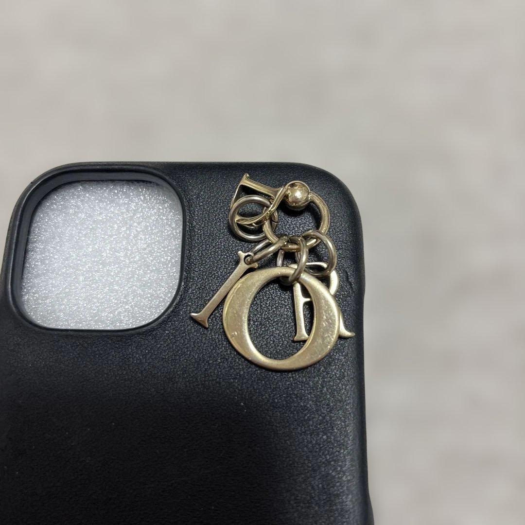 Christian Dior iphone15 ケース カナージュ チャーム付き