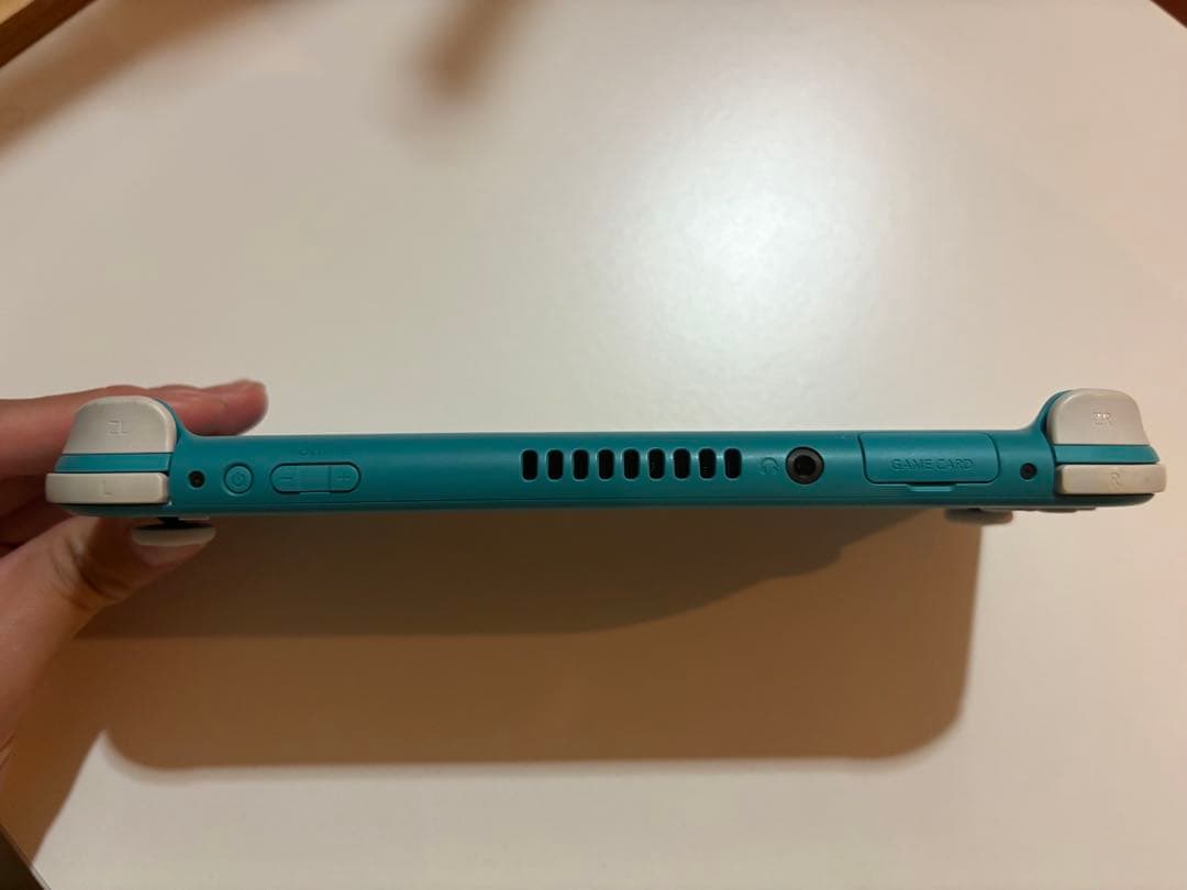 Nintendo Switch Lite ターコイズ　充電器付き