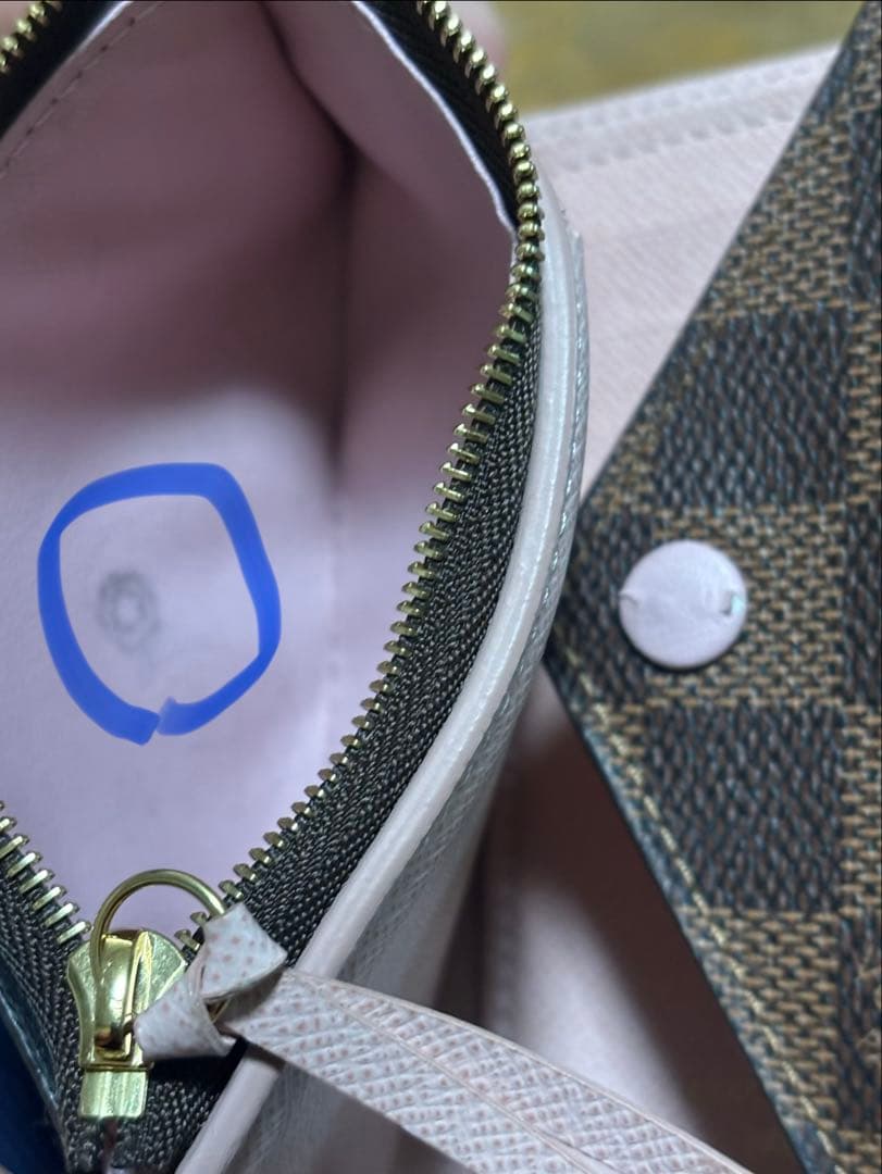 ルイヴィトン ダミエ ポルトフォイユ ヴィクトリーヌ 中古お財布