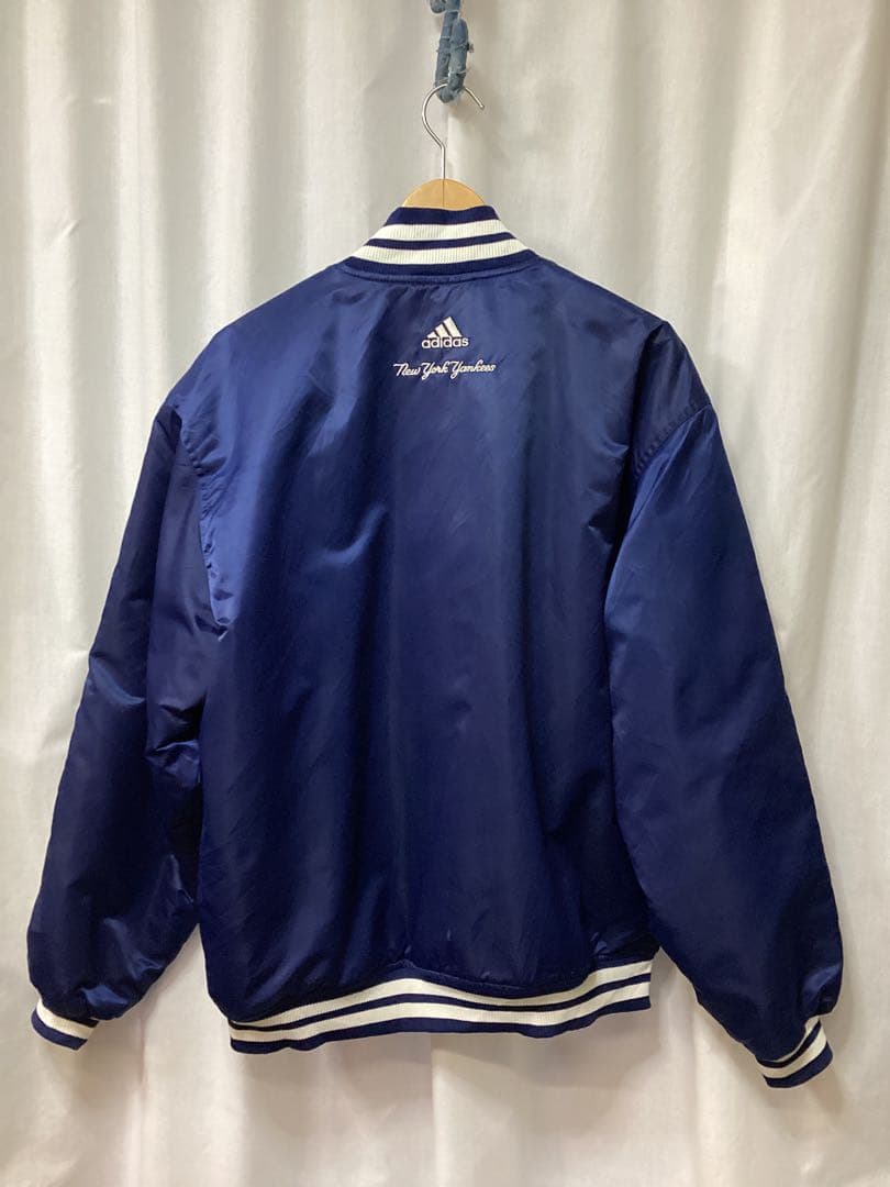 最終値下げ　アディダス　ヤンキース　スタジャン