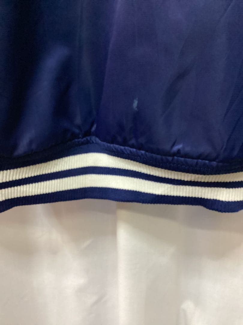 最終値下げ　アディダス　ヤンキース　スタジャン