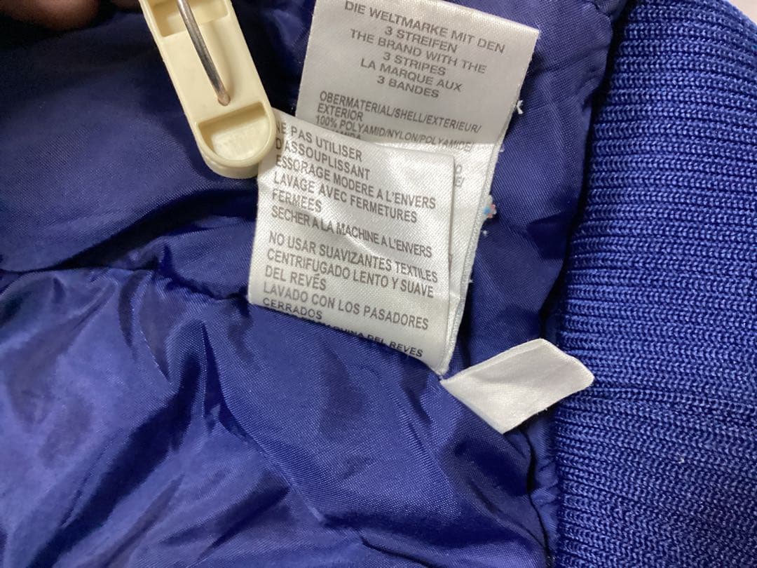 最終値下げ　アディダス　ヤンキース　スタジャン