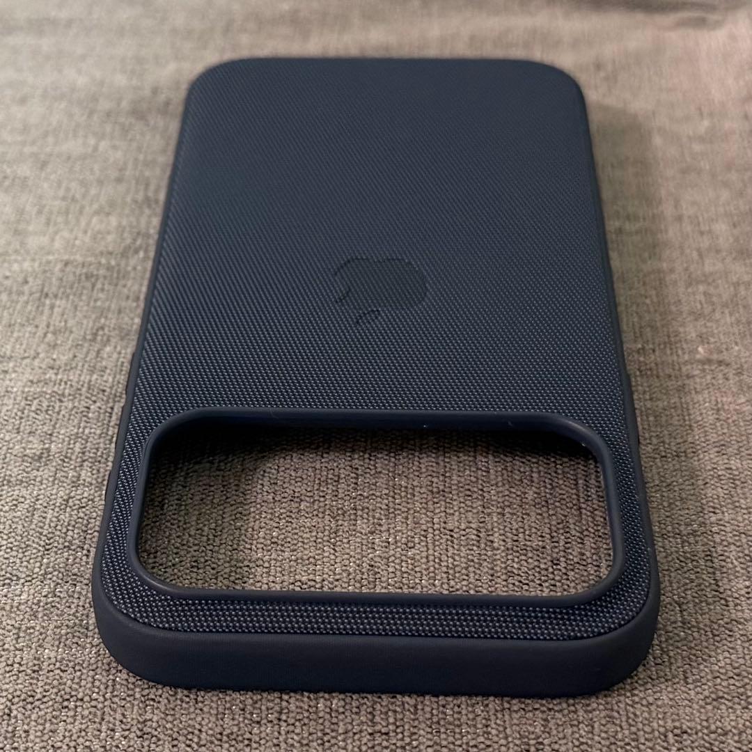 【美品】iPhone17 Pro Max 純正ケース