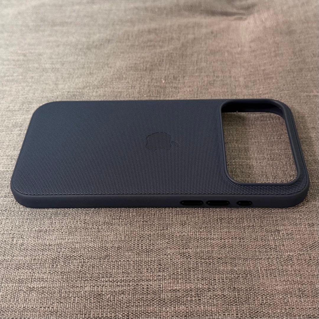 【美品】iPhone17 Pro Max 純正ケース