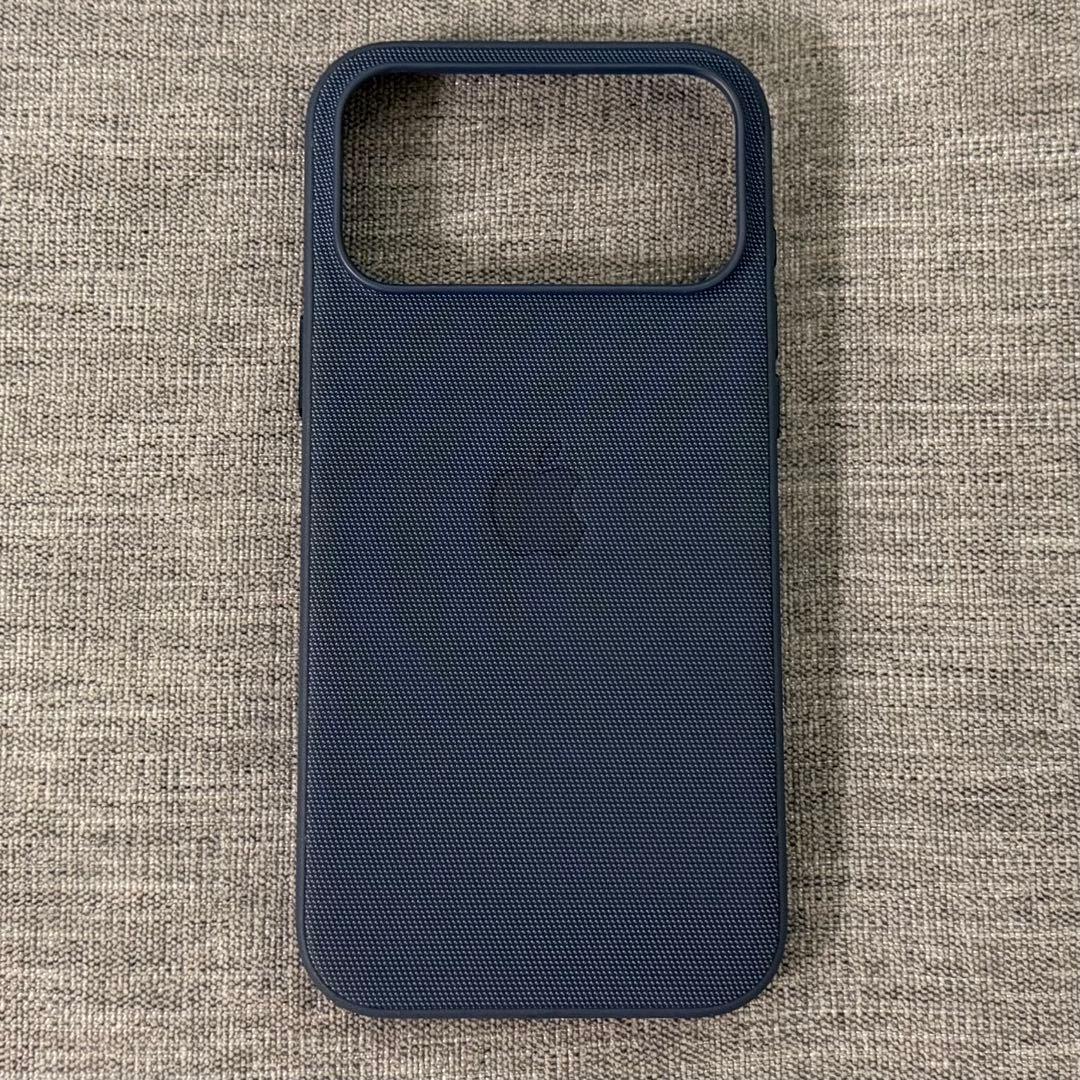 【美品】iPhone17 Pro Max 純正ケース