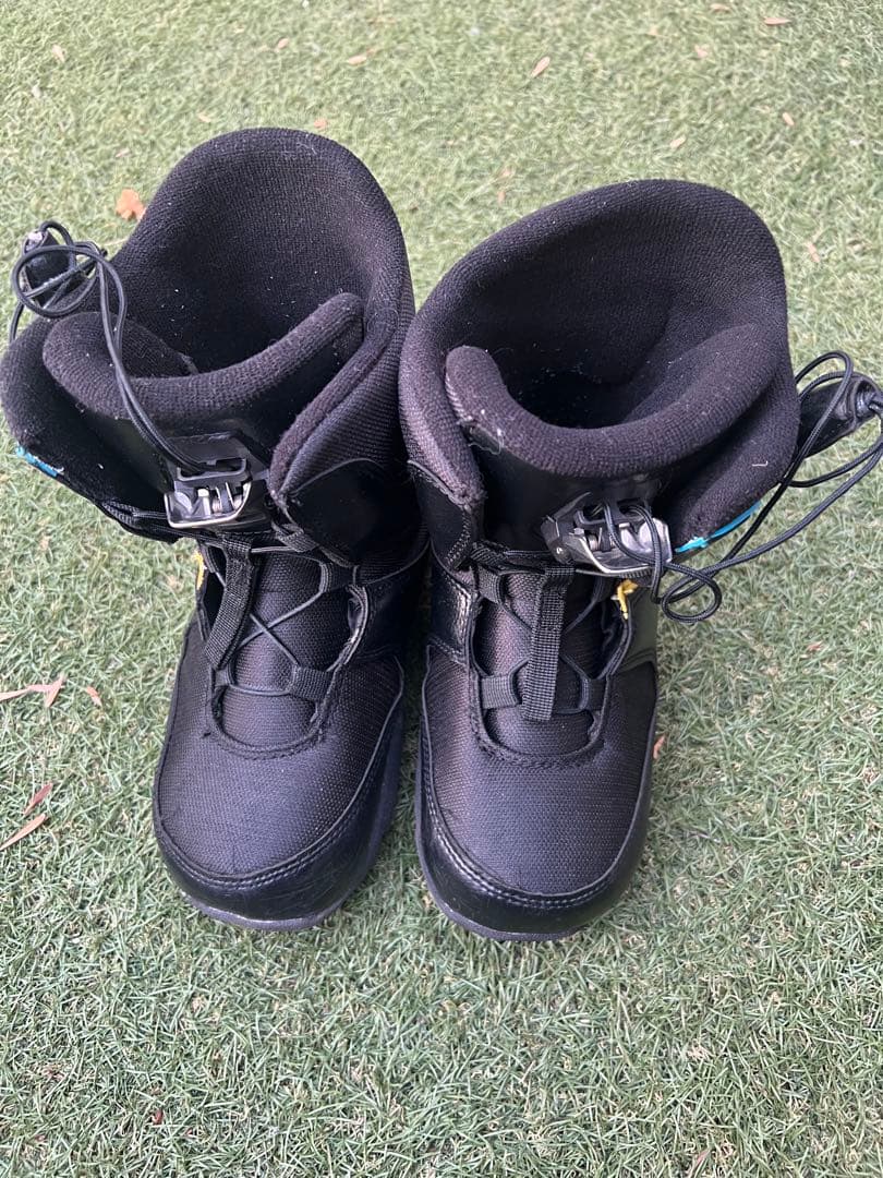 HEAD スノーボード バインディング、ブーツ付きキッズ