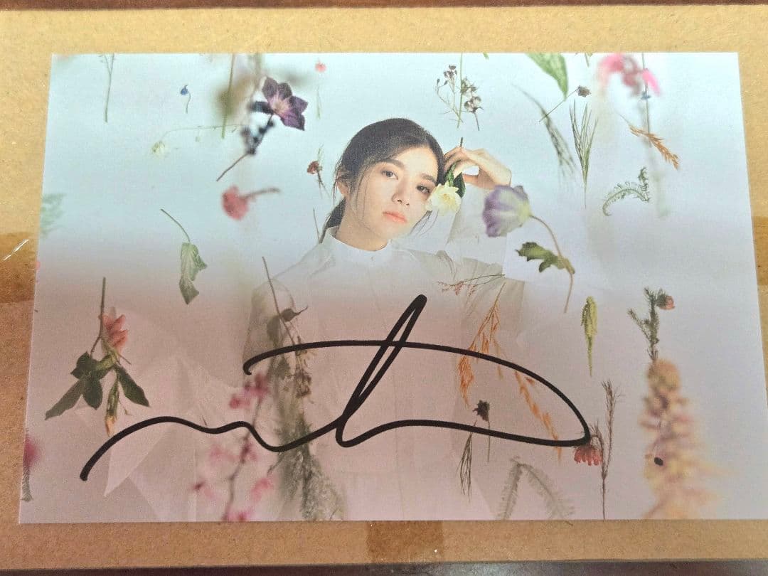 m*o様 milet 直筆サイン入りポストカード Ordinary days