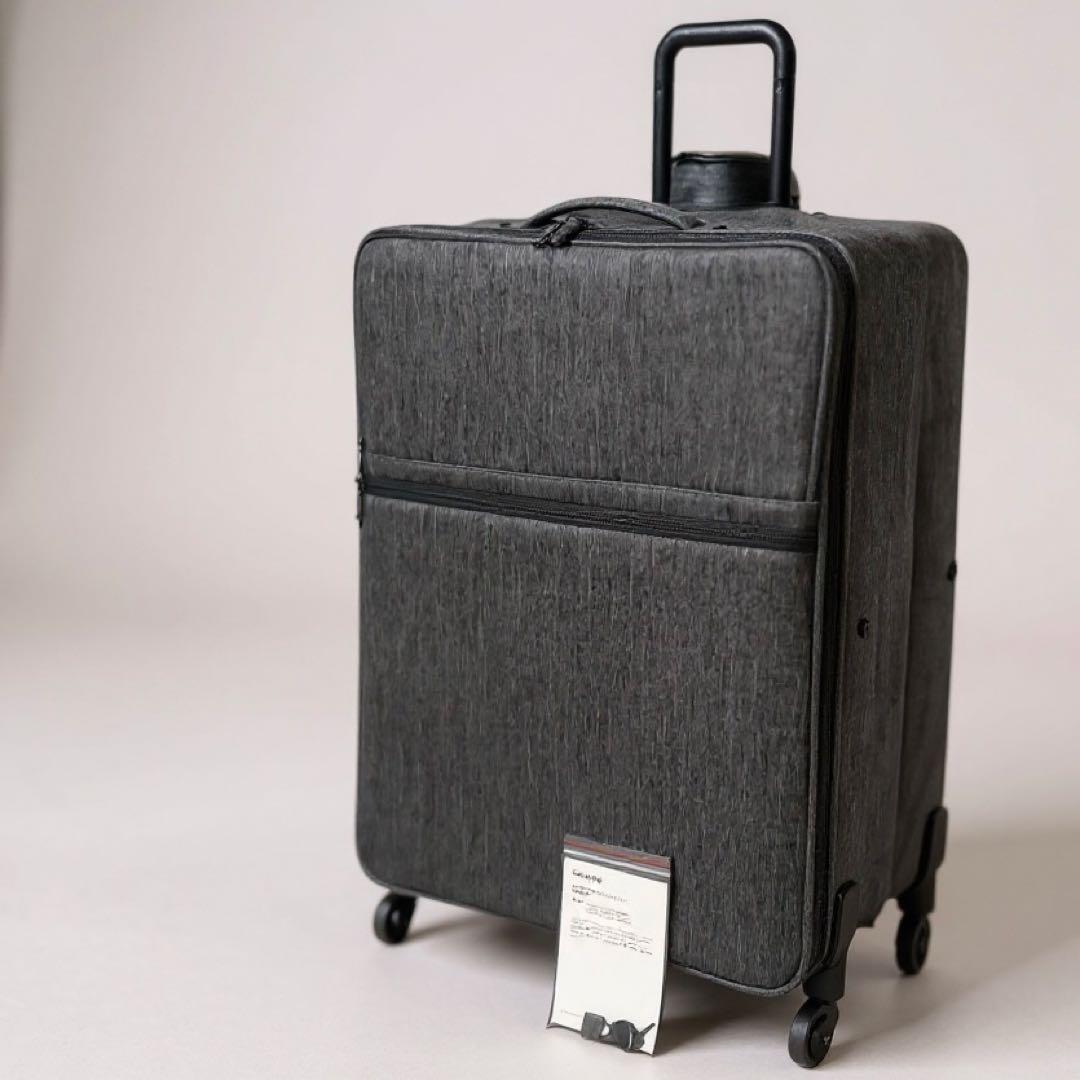 無印良品 半分の厚みで収納できるソフトキャリーケース 特大型 81L グレー