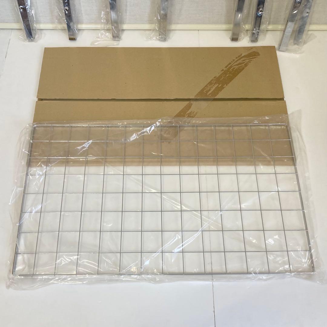 ◆さな◆ ガラステーブル 机 リビング シルバー 網棚付き レトロ 新品