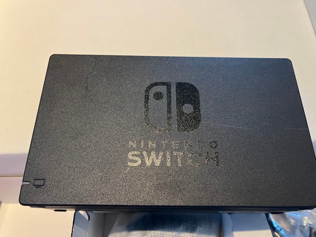 Nintendo Switch 本体 ブラック ジョイコン付き