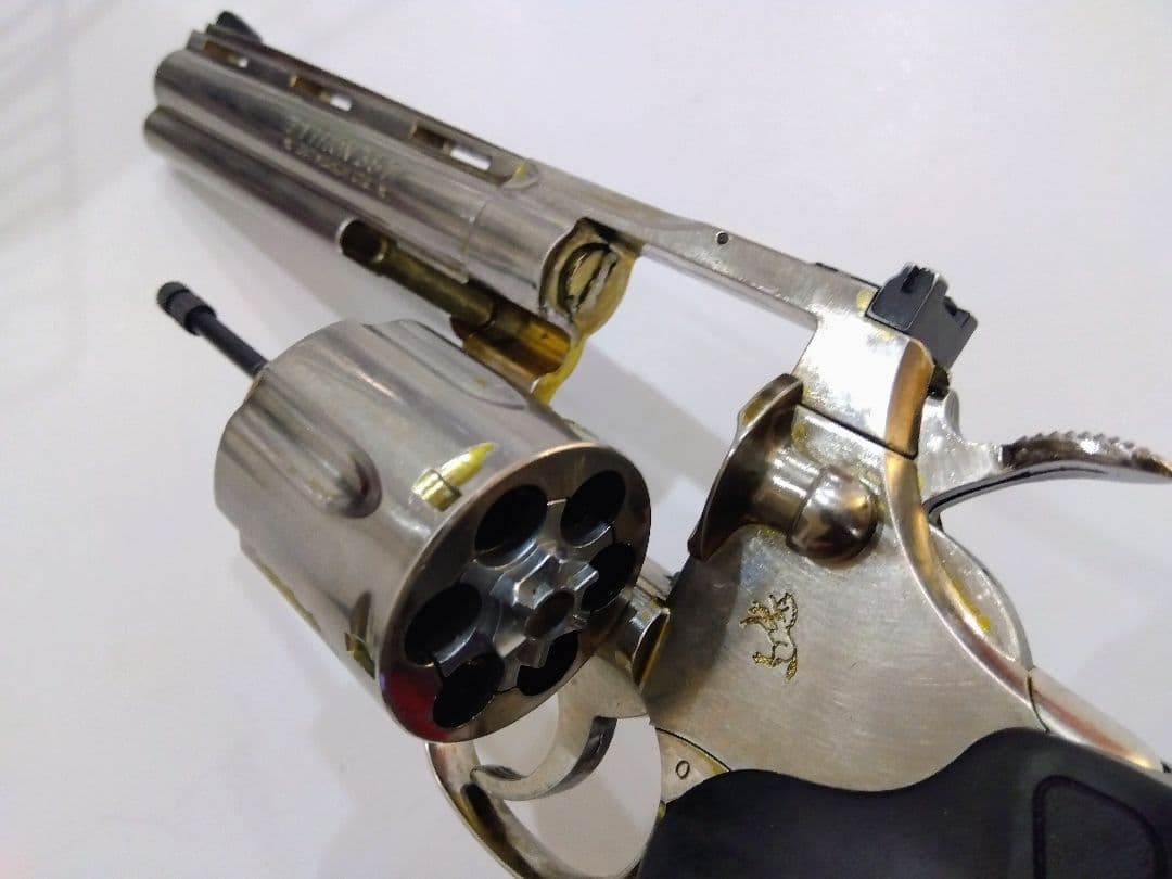 コクサイ NEW COLT PYTHON 357MAGNUM 金属製モデルガン