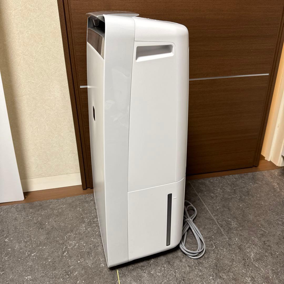 上位モデル　SHARP 除湿機 CV-P180-W