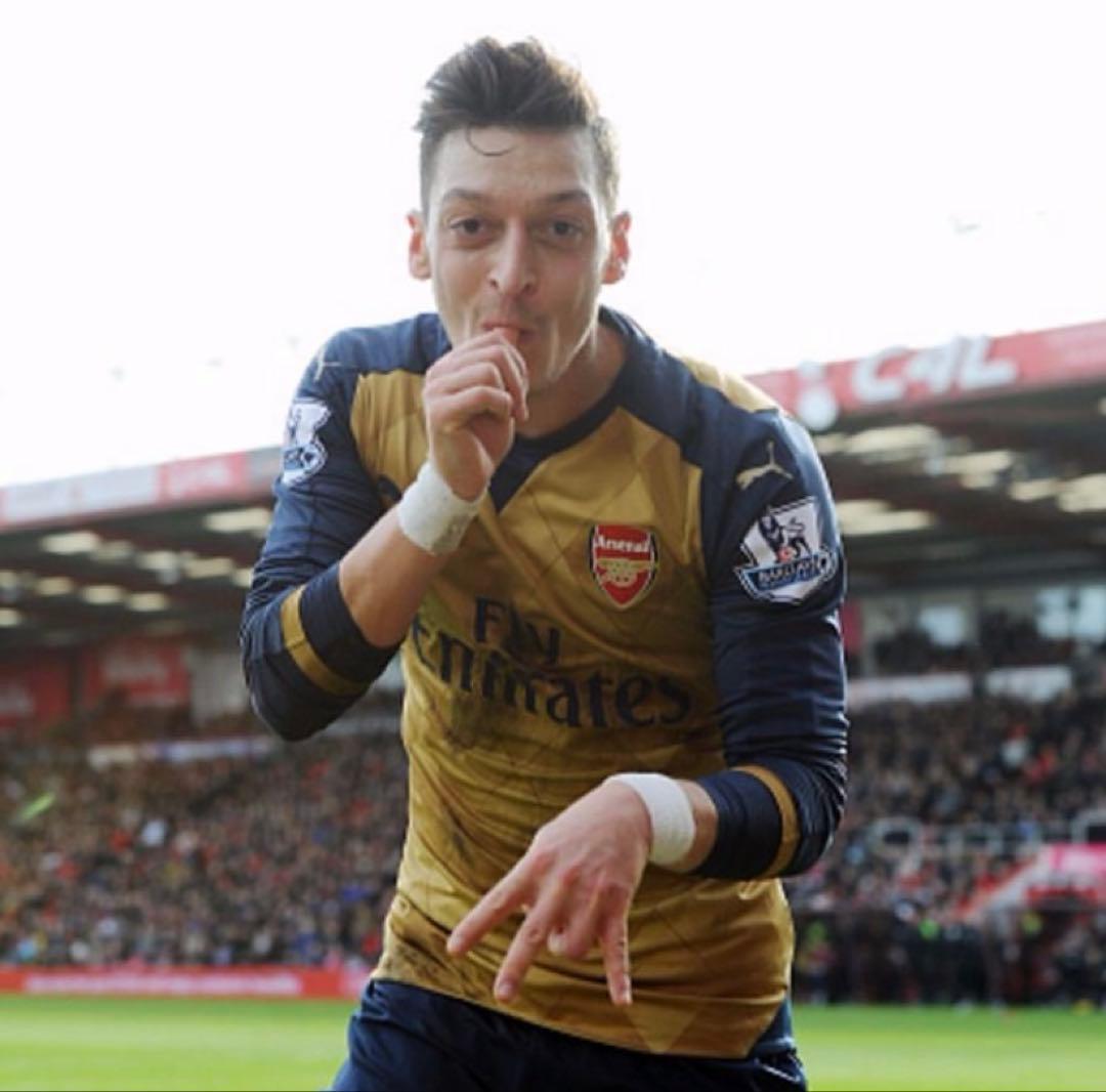 【現地購入】アーセナル2015-16シーズンアウェイキット　エジル