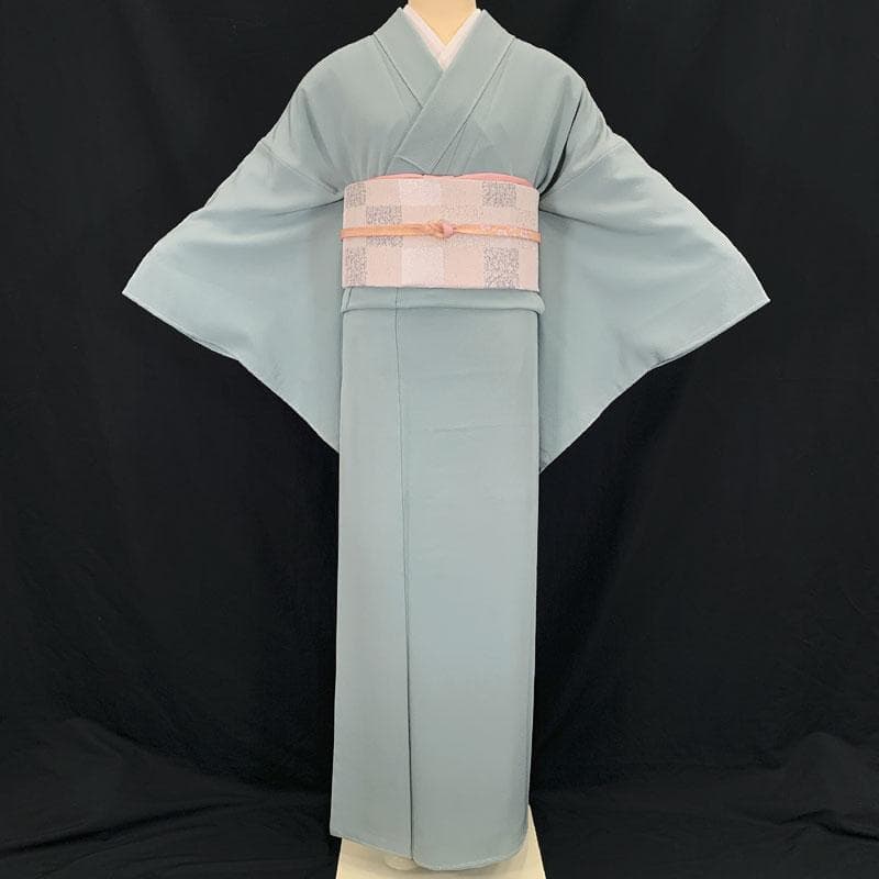 601mi100☆色無地 一つ紋 ややふくよかサイズ くすみ水色☆しつけ付き美品