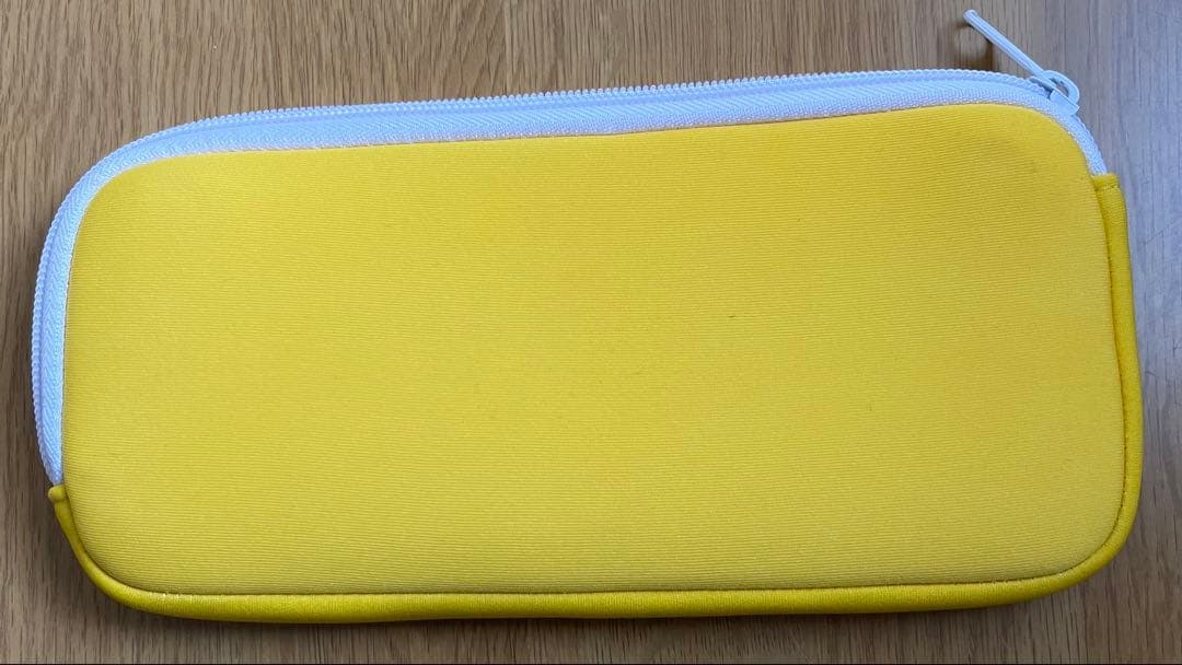 【公式収納ポーチ付き】Nintendo Switch LITE イエロー 本体