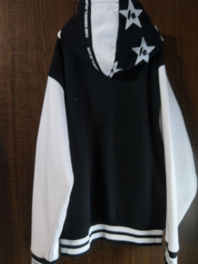 A BATHING APE アベイシングエイプ パーカースタジャン Sサイズ