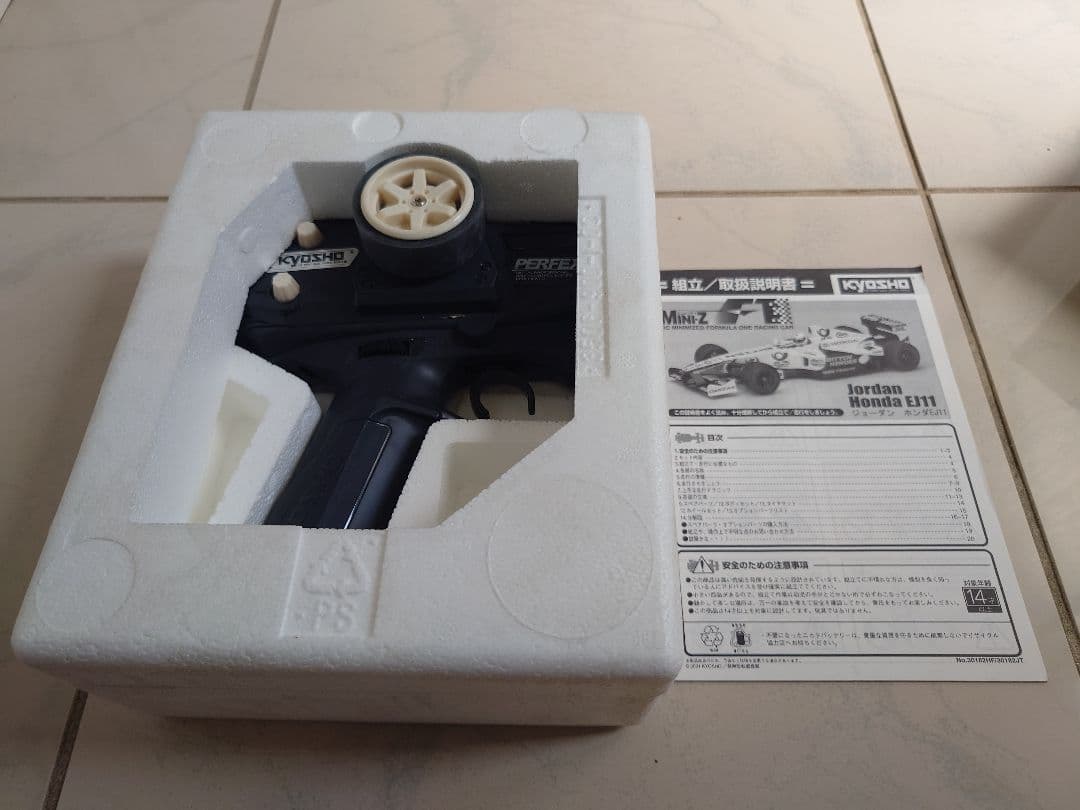 当時物 京商 ミニッツ F1 ジョーダンホンダ EJ11 ヤルノ・トゥルーリ