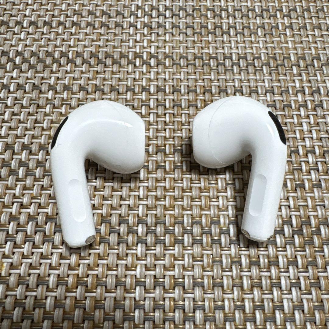 AirPods4 本体 ノイズキャンセリング搭載
