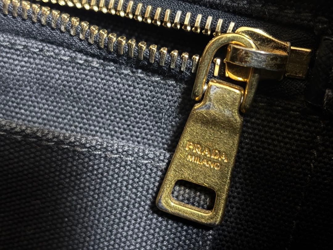 ✨ 【美品】PRADA カナパ M 黒 キャンバス ✨ 即購入可✨