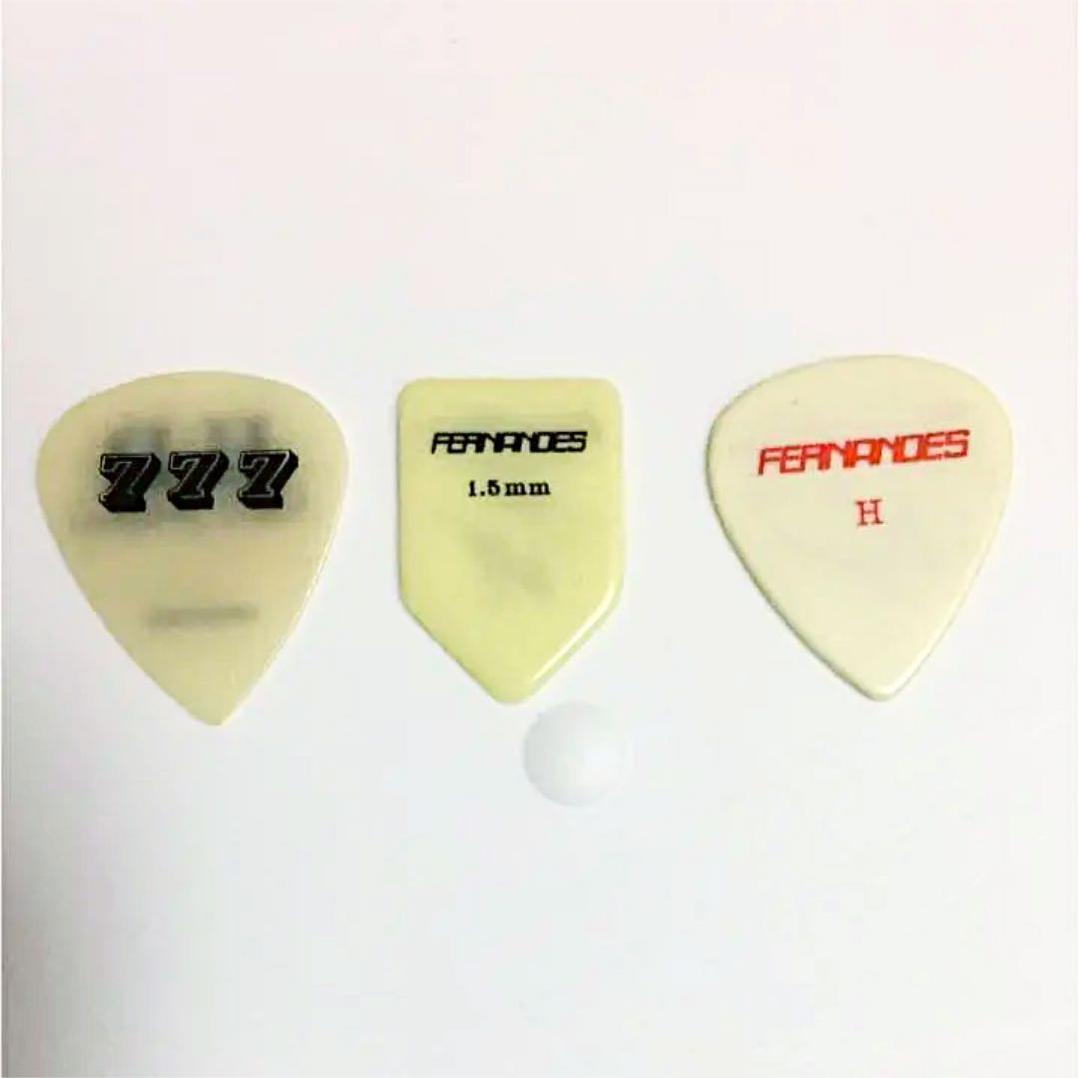 ハウンドドッグ ミキシングスタッフから貰った ギターピック