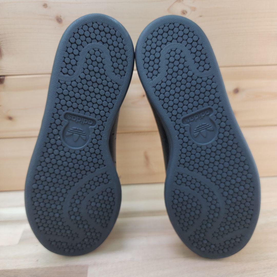 アディダス スタンスミス ラックス 本革 ブラック 黒 23.5センチ