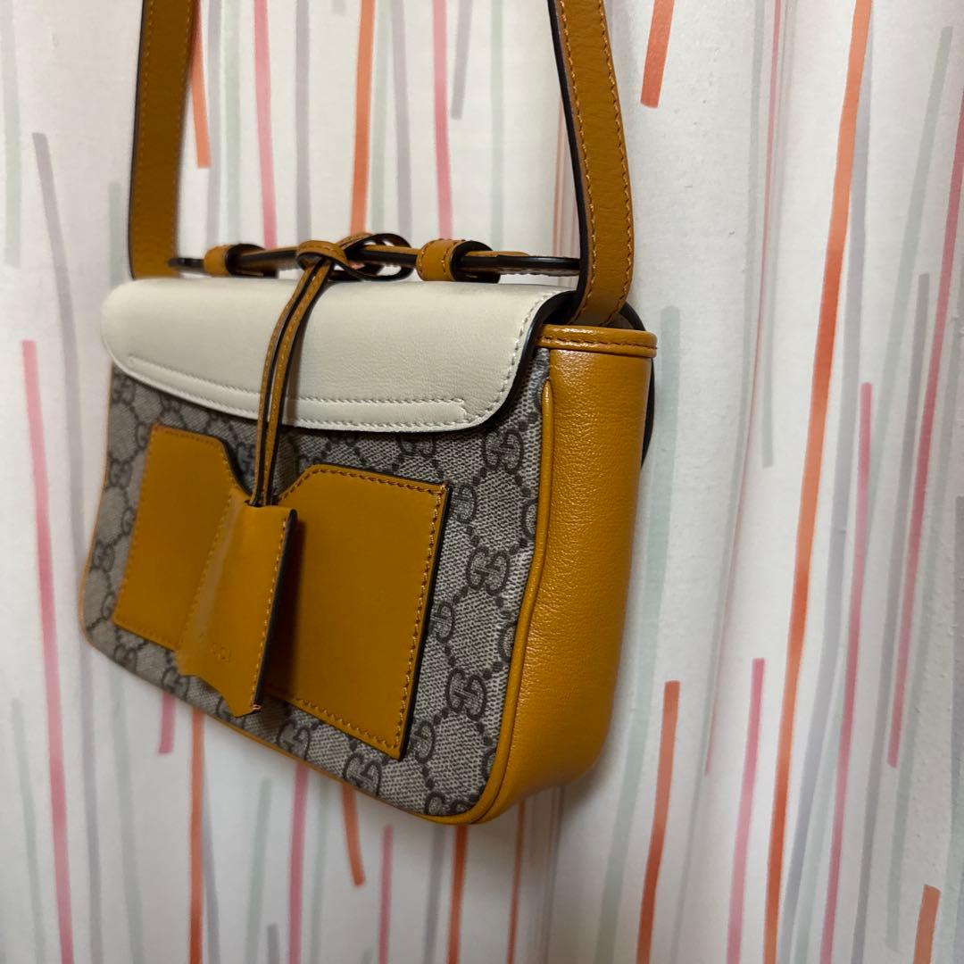 GUCCI ショルダーバッグ ホワイト グレー