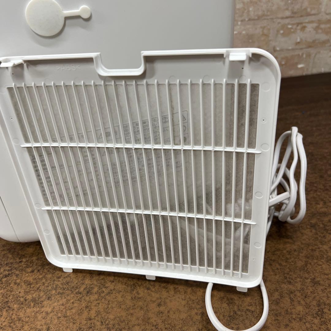 【used】 SHAP 除湿機 CV-L71W 2021年製　コンパクトタイプ