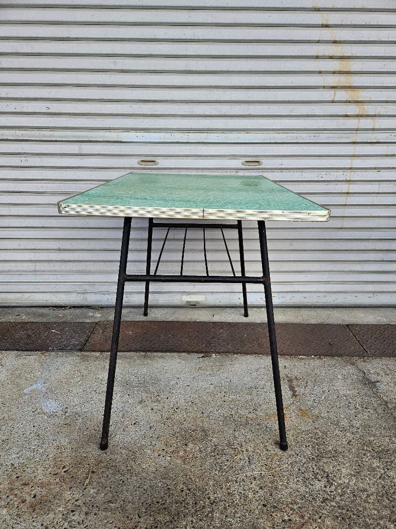 ジャパンヴィンテージ 鉄脚のテーブル 作業台 昭和レトロ 机 ワークテーブル