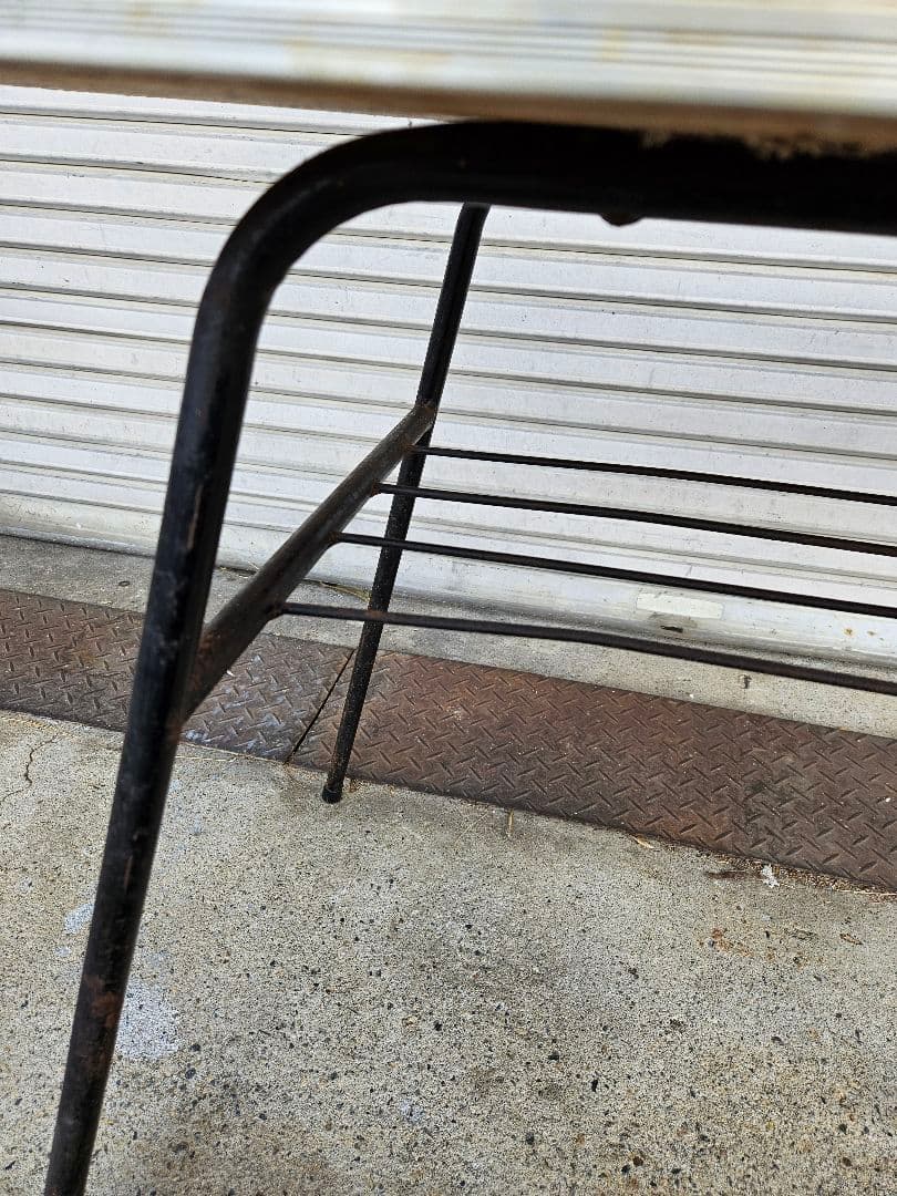 ジャパンヴィンテージ 鉄脚のテーブル 作業台 昭和レトロ 机 ワークテーブル