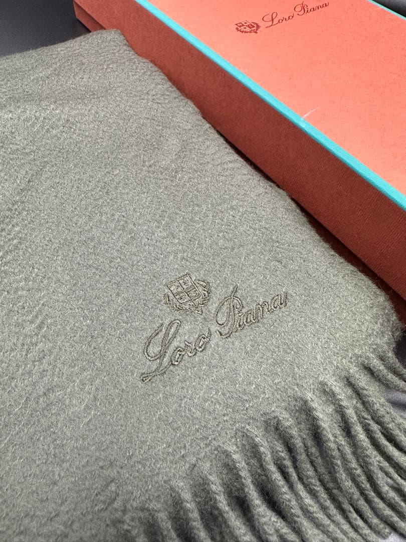 【新品】ロロピアーナ　カシミヤ100% マフラー　ストール