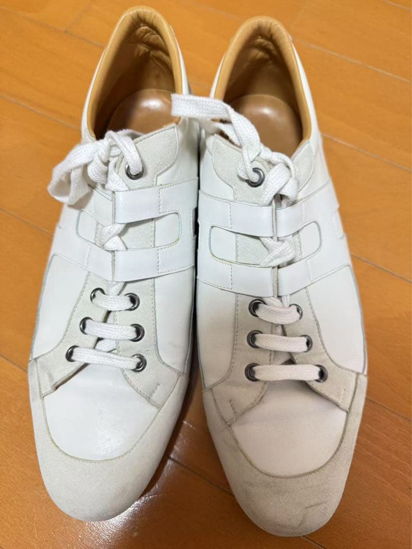 エルメス　ホワイトレザー スニーカー