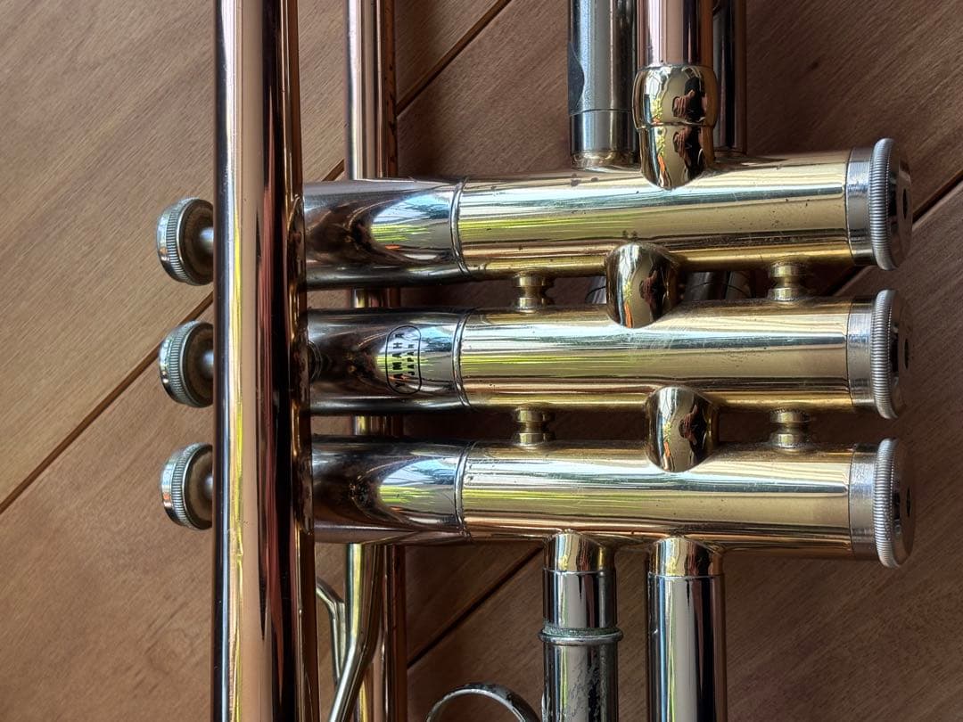 S*s様 Yamaha ytr-634 トランペットケース付き 赤ベル