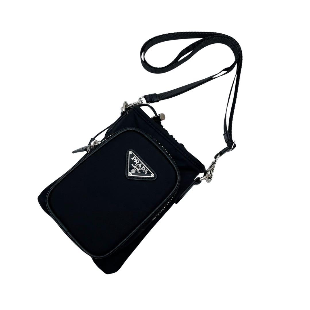 美品 プラダ サフィアーノ ナイロン フォンケース ショルダー バッグ.
