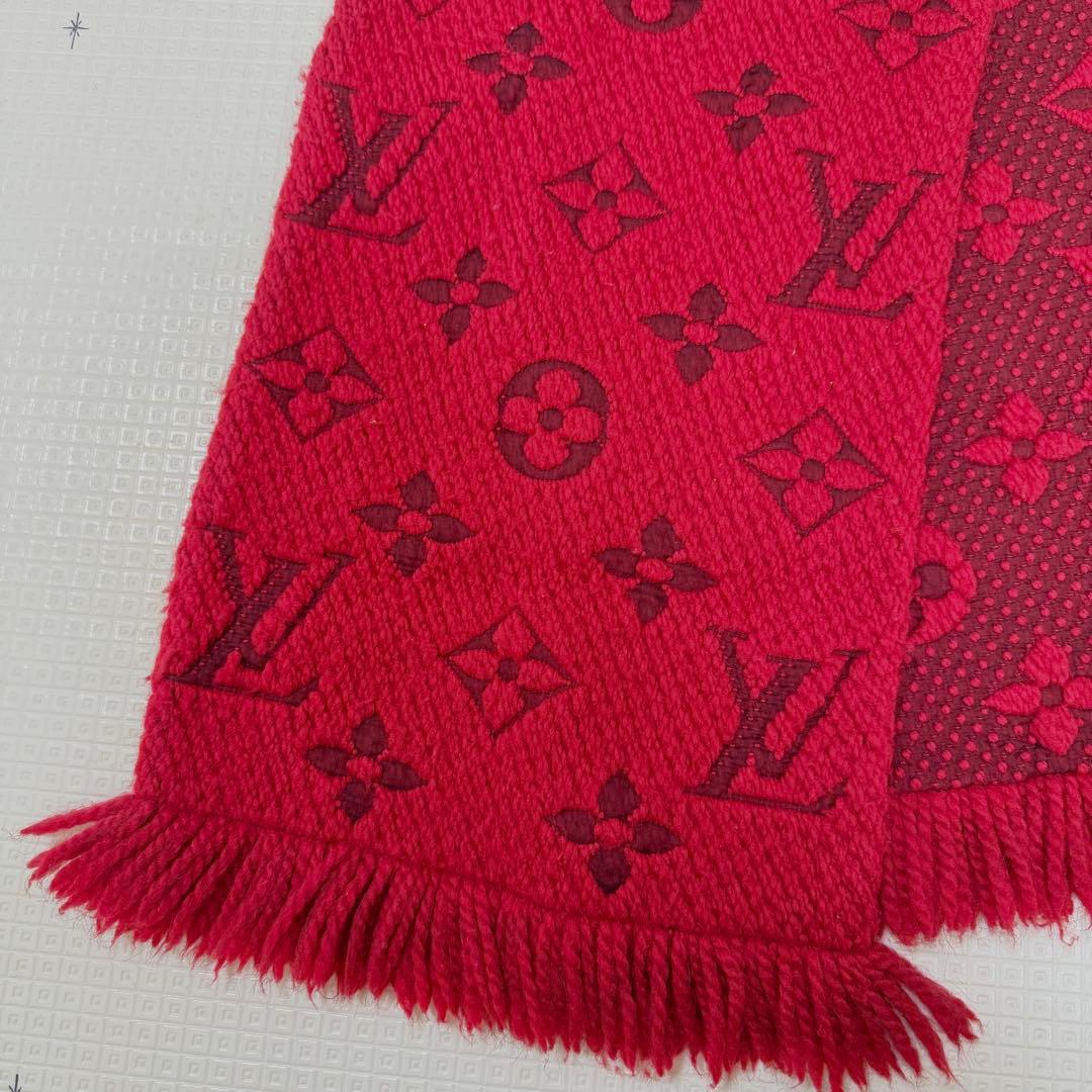 LOUIS VUITTON ルイヴィトン 赤 マフラー