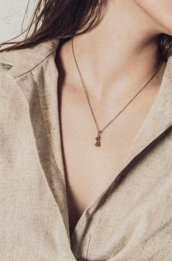 ete エテ　ロウ　ブラウンネックレス　ジュエリーボックスと保存袋付き