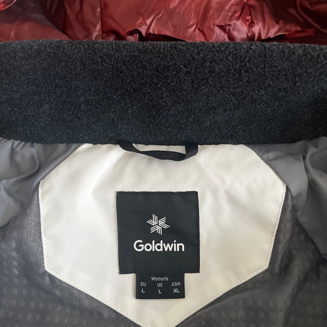 ホワイトジャケットとレッドスノーパンツセット